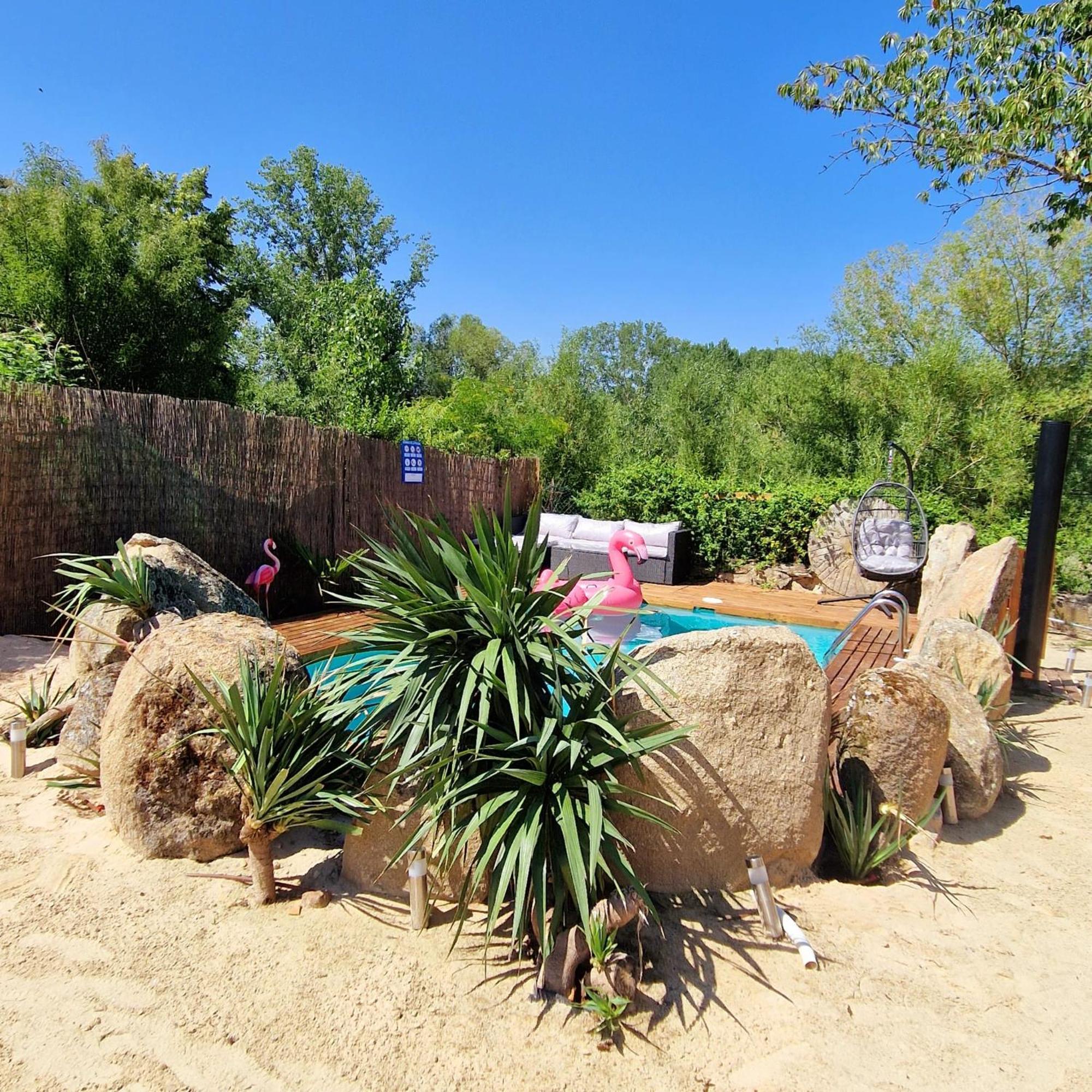 Complejo Oasis Beach Sobre El Rio Huerta  Esterno foto