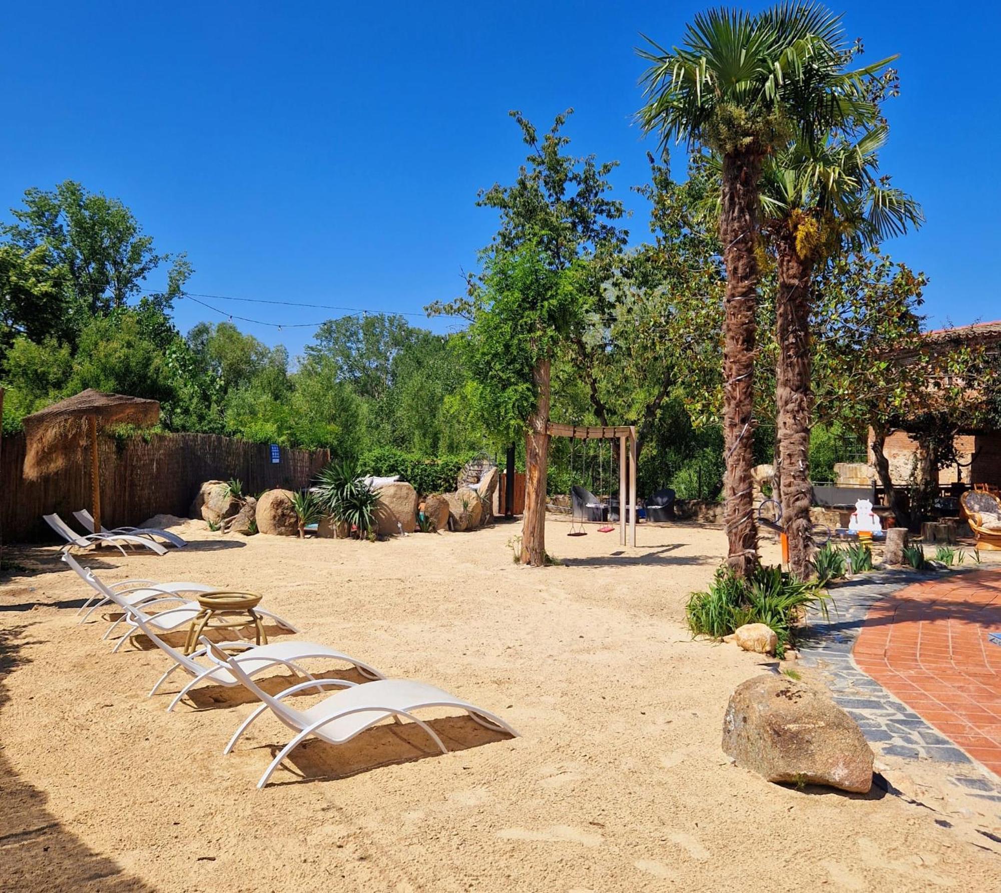 Complejo Oasis Beach Sobre El Rio Huerta  Esterno foto