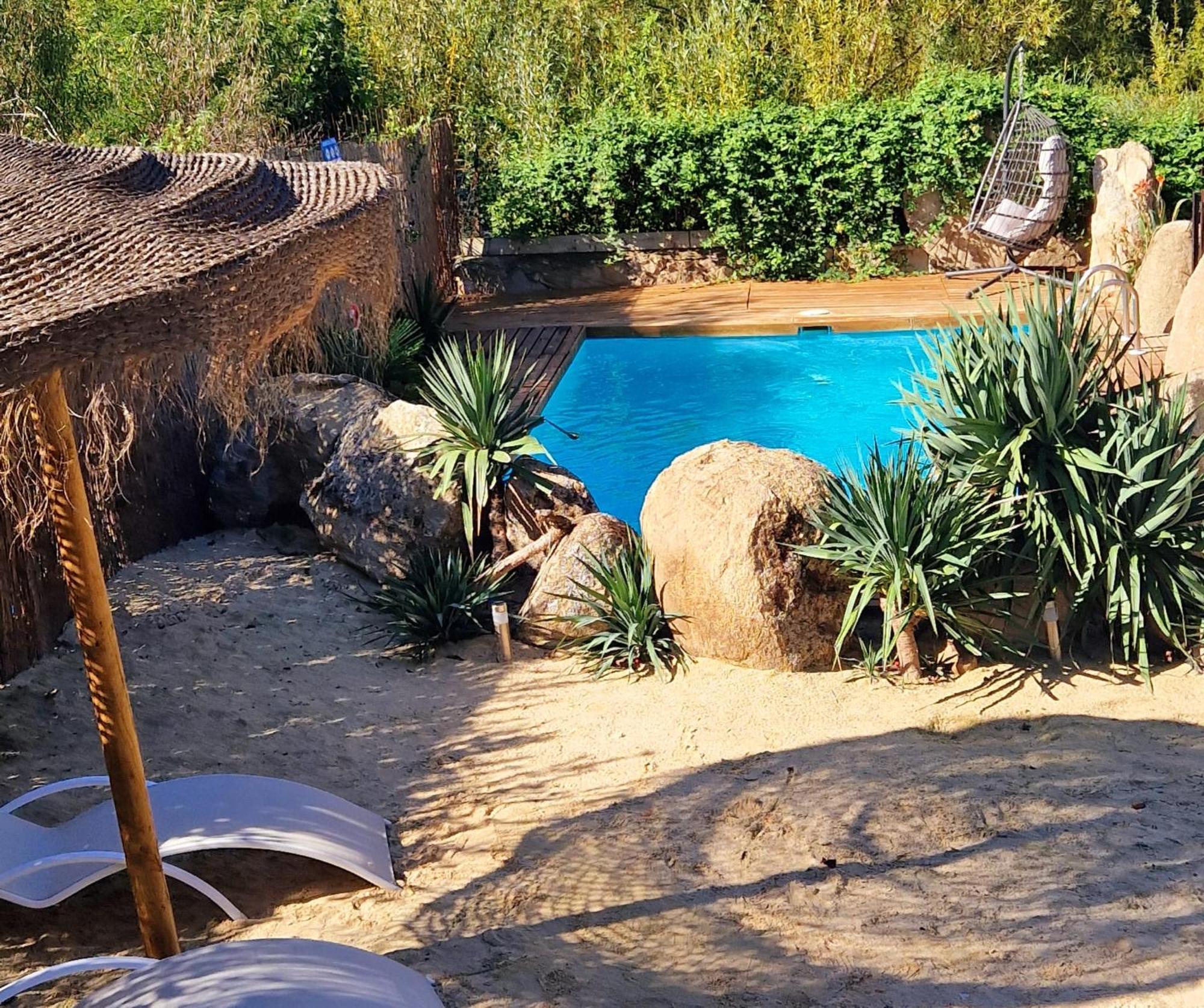 Complejo Oasis Beach Sobre El Rio Huerta  Esterno foto
