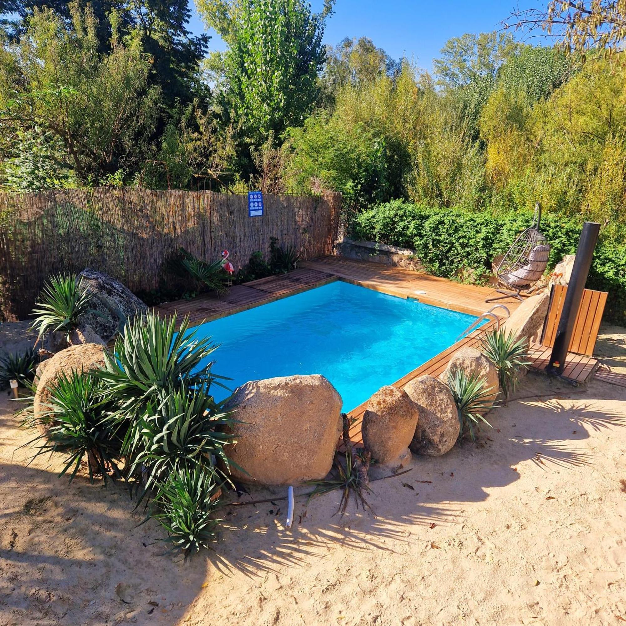 Complejo Oasis Beach Sobre El Rio Huerta  Esterno foto